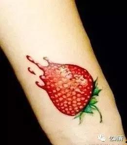 纹身可以吃凉瓜吗,凉瓜可否入口？