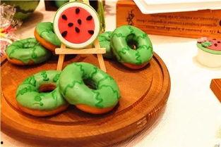 快乐基地吃瓜,瓜田里的欢乐时光